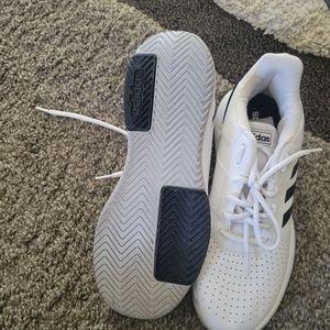 Adidas Mens Sneaker Running Shoes PWI 001001 11/18 white w/3 black strip Size 10